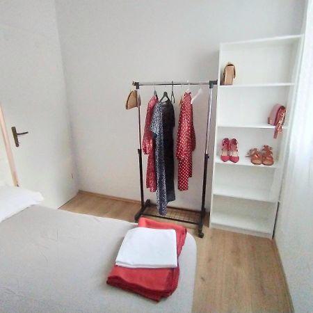 Modern apartment with 3 bedrooms Makarska Buitenkant foto